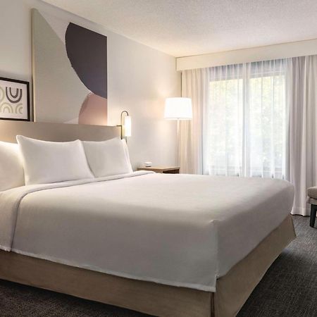 Spark By Hilton Mystic Groton Esterno foto