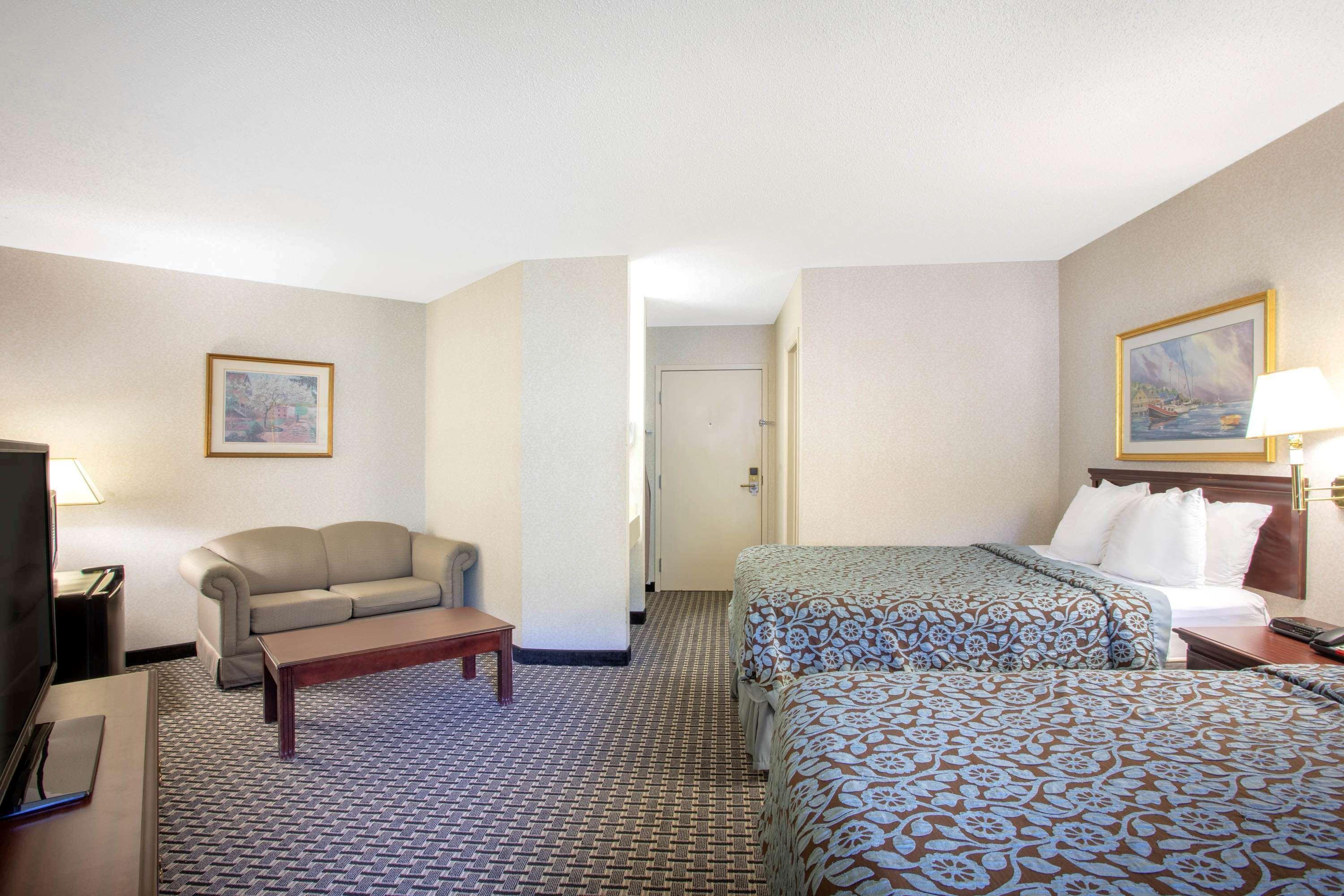 Spark By Hilton Mystic Groton Esterno foto