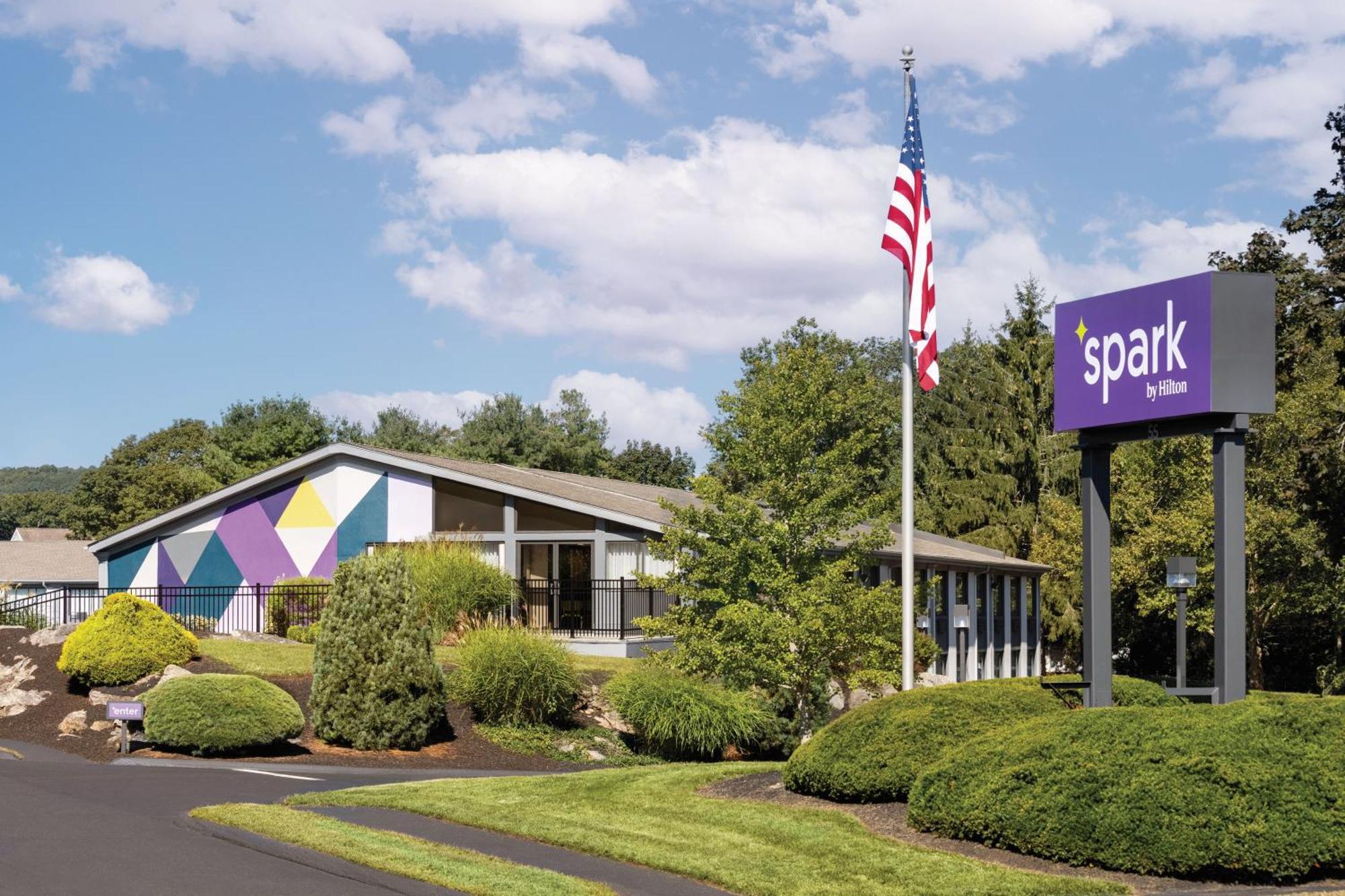 Spark By Hilton Mystic Groton Esterno foto